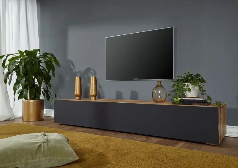 TV TABLEE