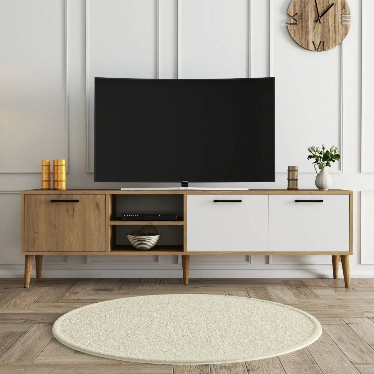 TV TABLEE