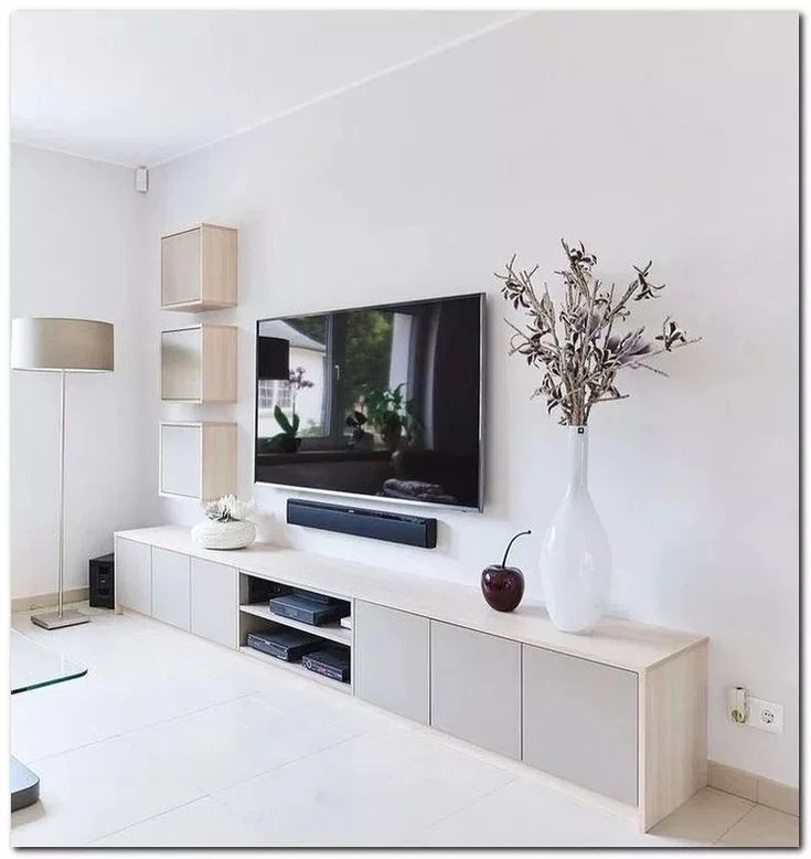 TV TABLEE